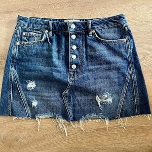 Free People Distressed Denim Mini Skirt Raw Hem Jean Skirt - 30